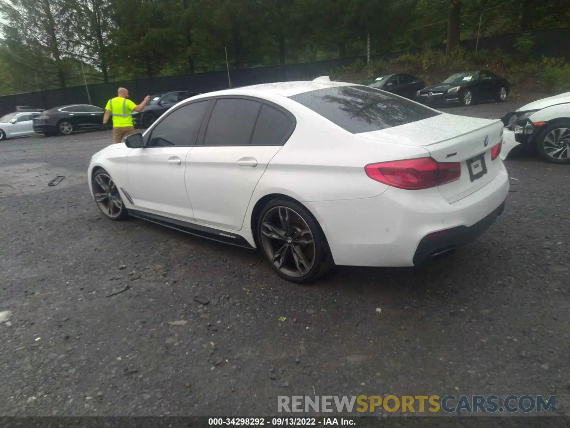 3 Photograph of a damaged car WBAJS7C00LCE38488 BMW 5 SERIES 2020