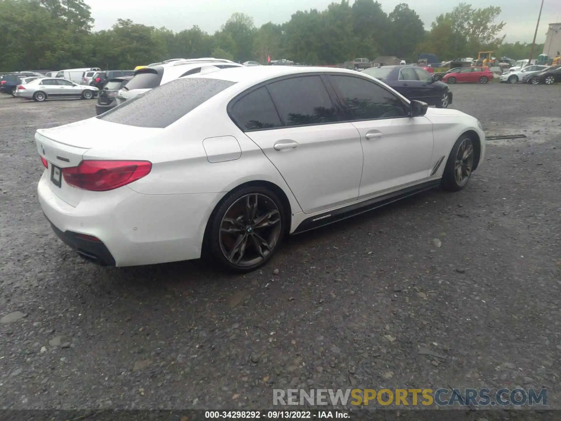 4 Photograph of a damaged car WBAJS7C00LCE38488 BMW 5 SERIES 2020