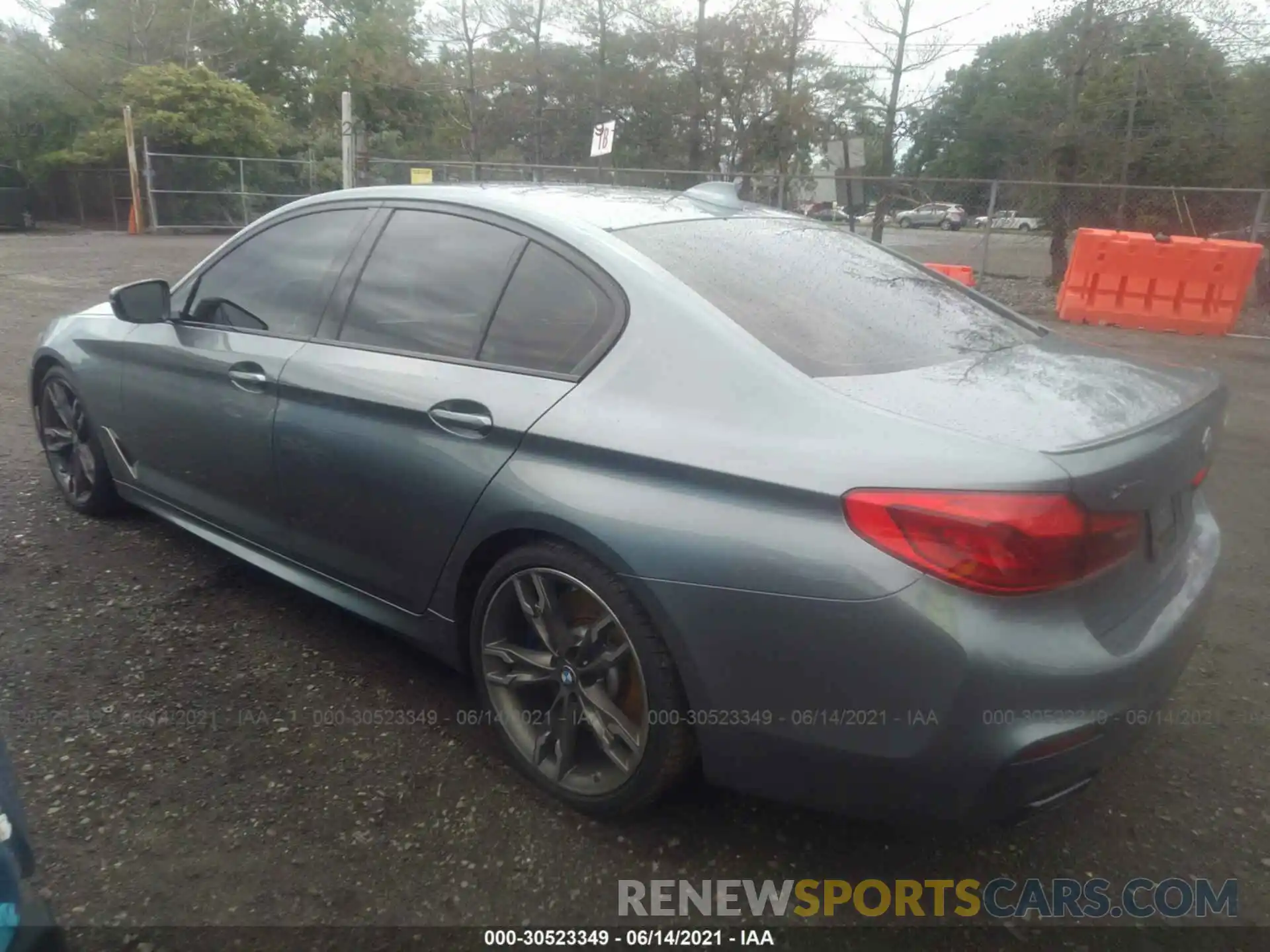 3 Photograph of a damaged car WBAJS7C00LCE56585 BMW 5 SERIES 2020