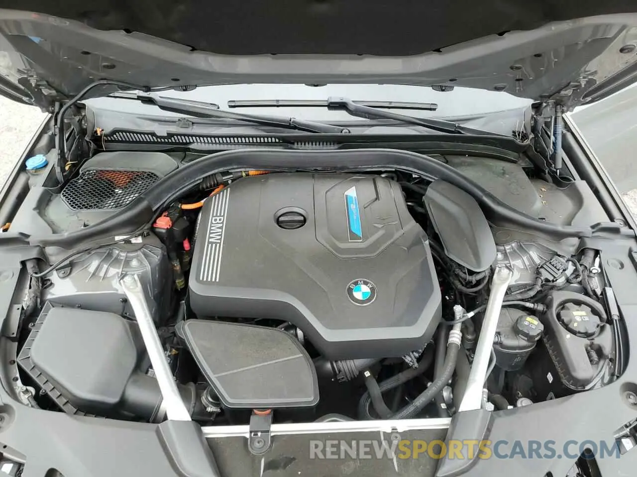 13 Photograph of a damaged car WBA13AG03MCG04735 BMW 5 SERIES 2021