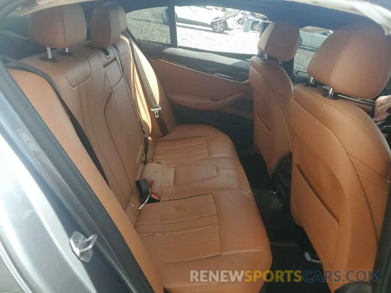 10 Photograph of a damaged car WBA13AG05MCF22098 BMW 5 SERIES 2021