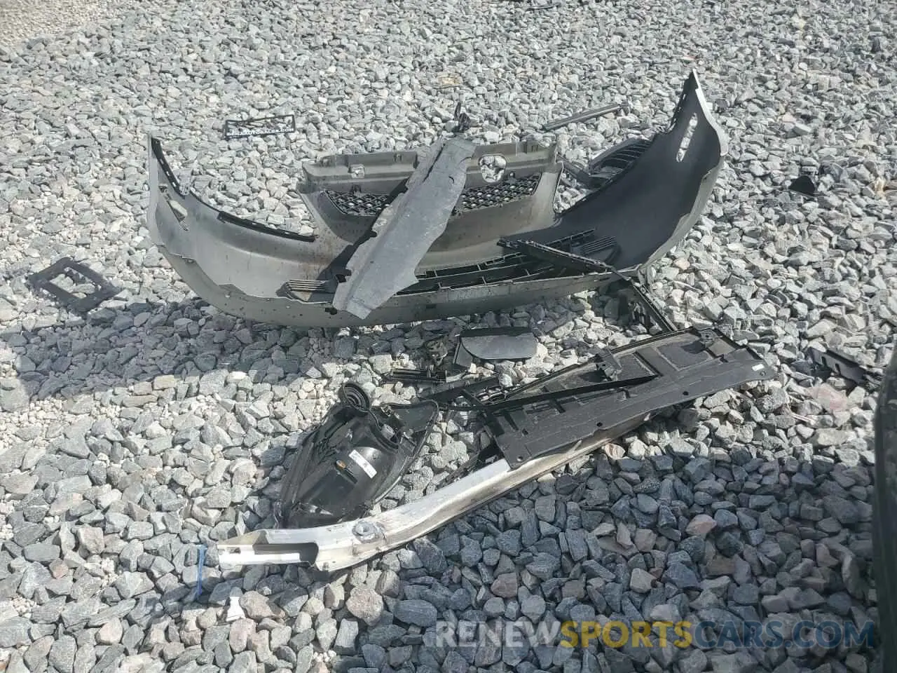 12 Photograph of a damaged car WBA13AG05MCF22098 BMW 5 SERIES 2021