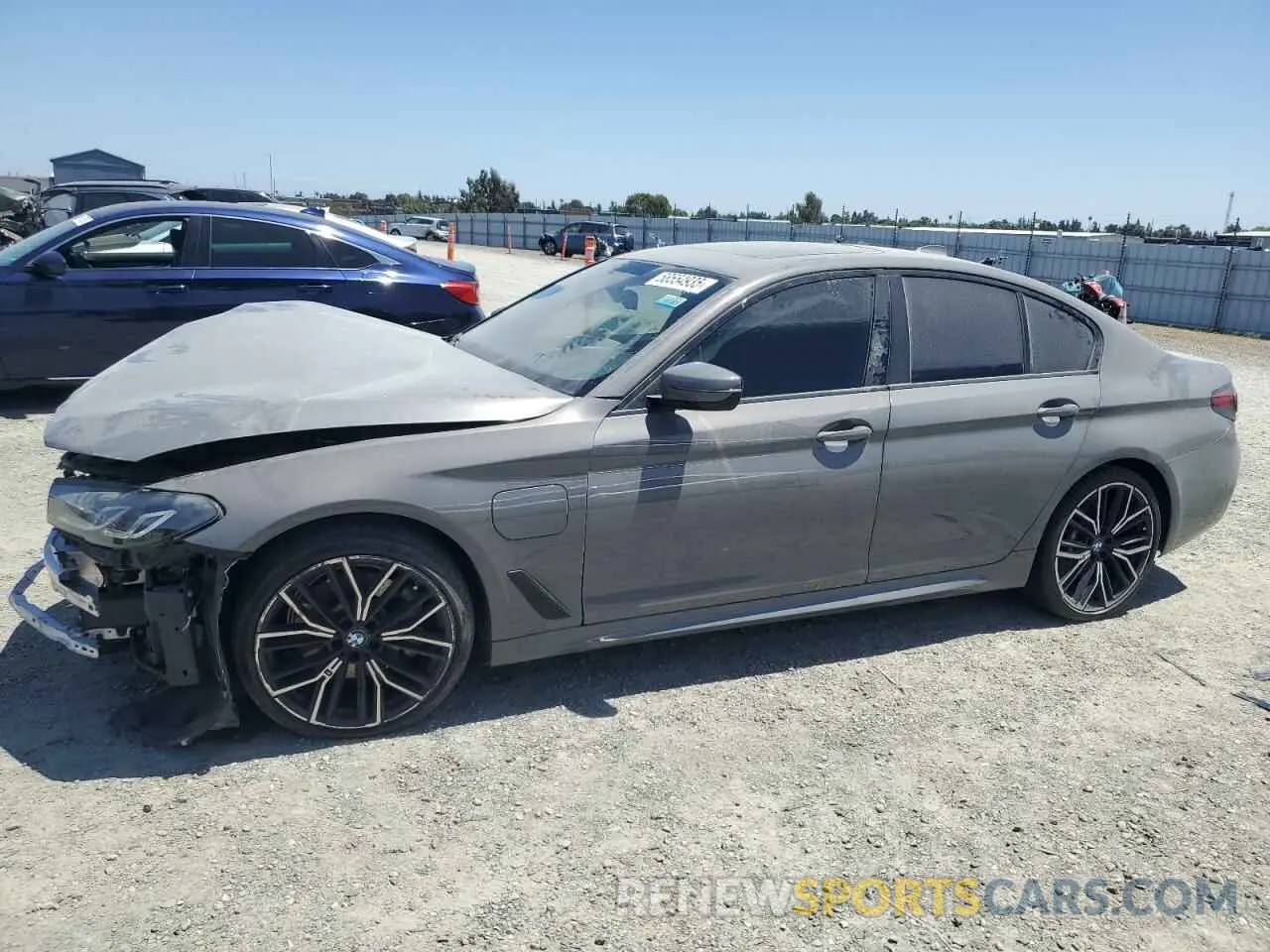 1 Photograph of a damaged car WBA13AG05MCF71415 BMW 5 SERIES 2021