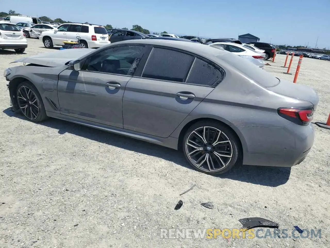 2 Photograph of a damaged car WBA13AG05MCF71415 BMW 5 SERIES 2021