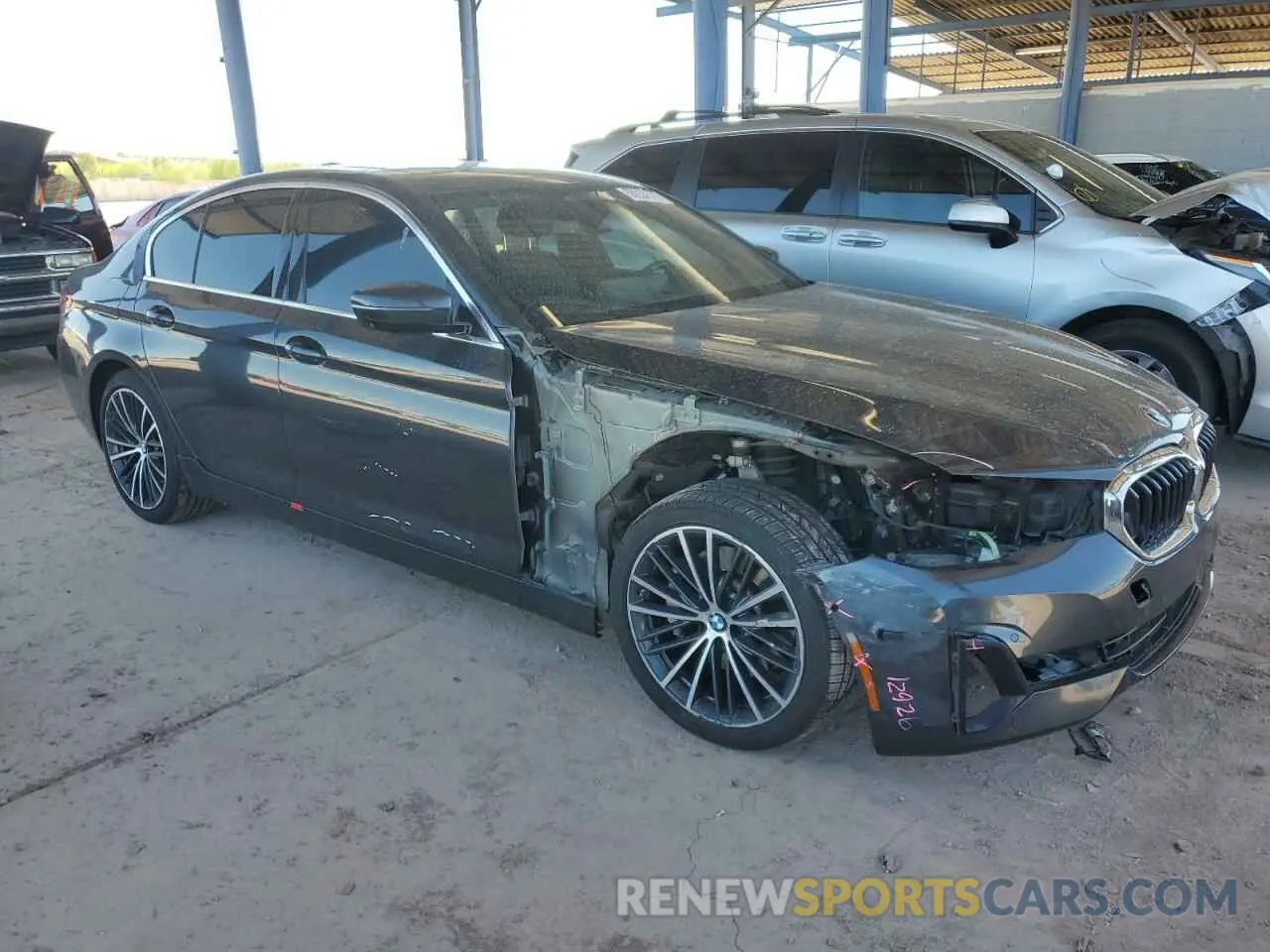 4 Photograph of a damaged car WBA13AG08MCG88745 BMW 5 SERIES 2021