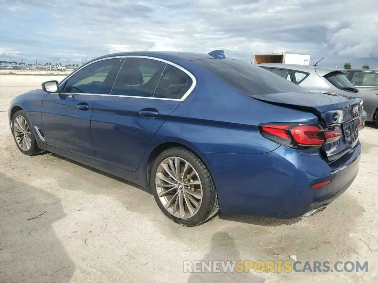 2 Photograph of a damaged car WBA13BJ00MCF04171 BMW 5 SERIES 2021