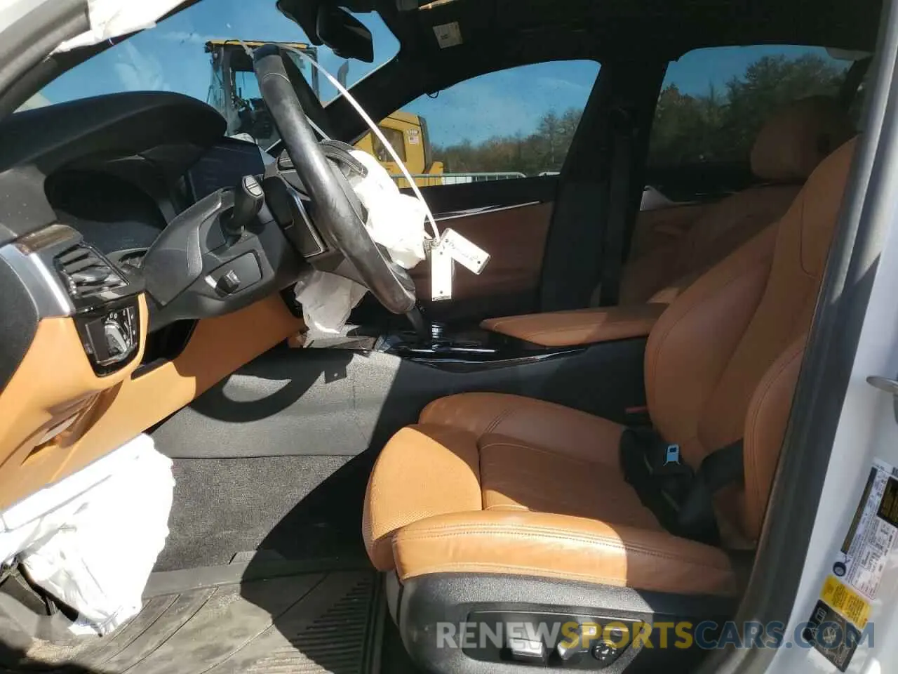 7 Photograph of a damaged car WBA13BJ00MCF10844 BMW 5 SERIES 2021