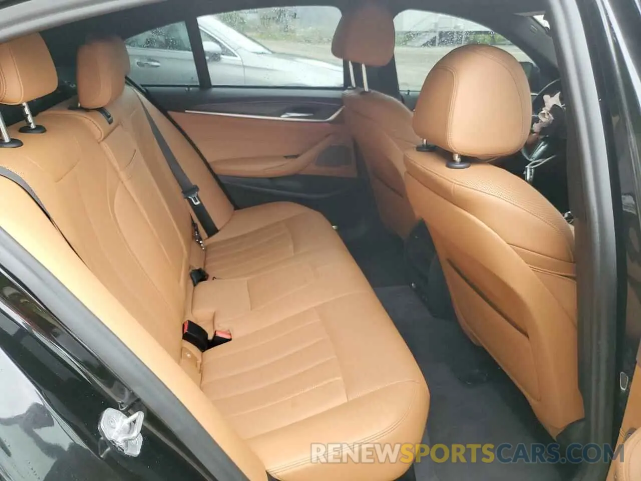 10 Photograph of a damaged car WBA13BJ00MCF44816 BMW 5 SERIES 2021