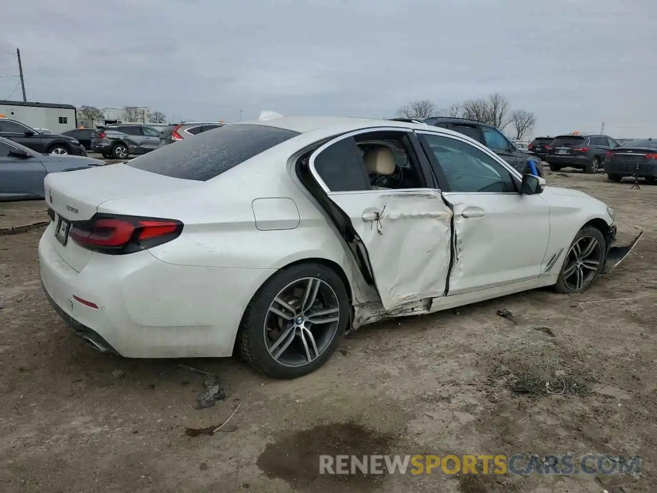 3 Photograph of a damaged car WBA13BJ00MWX25684 BMW 5 SERIES 2021