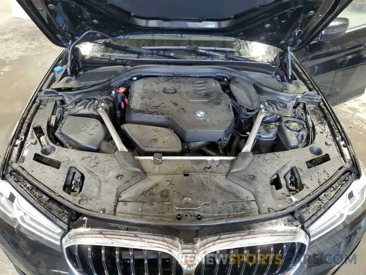 11 Photograph of a damaged car WBA13BJ01MCF14062 BMW 5 SERIES 2021