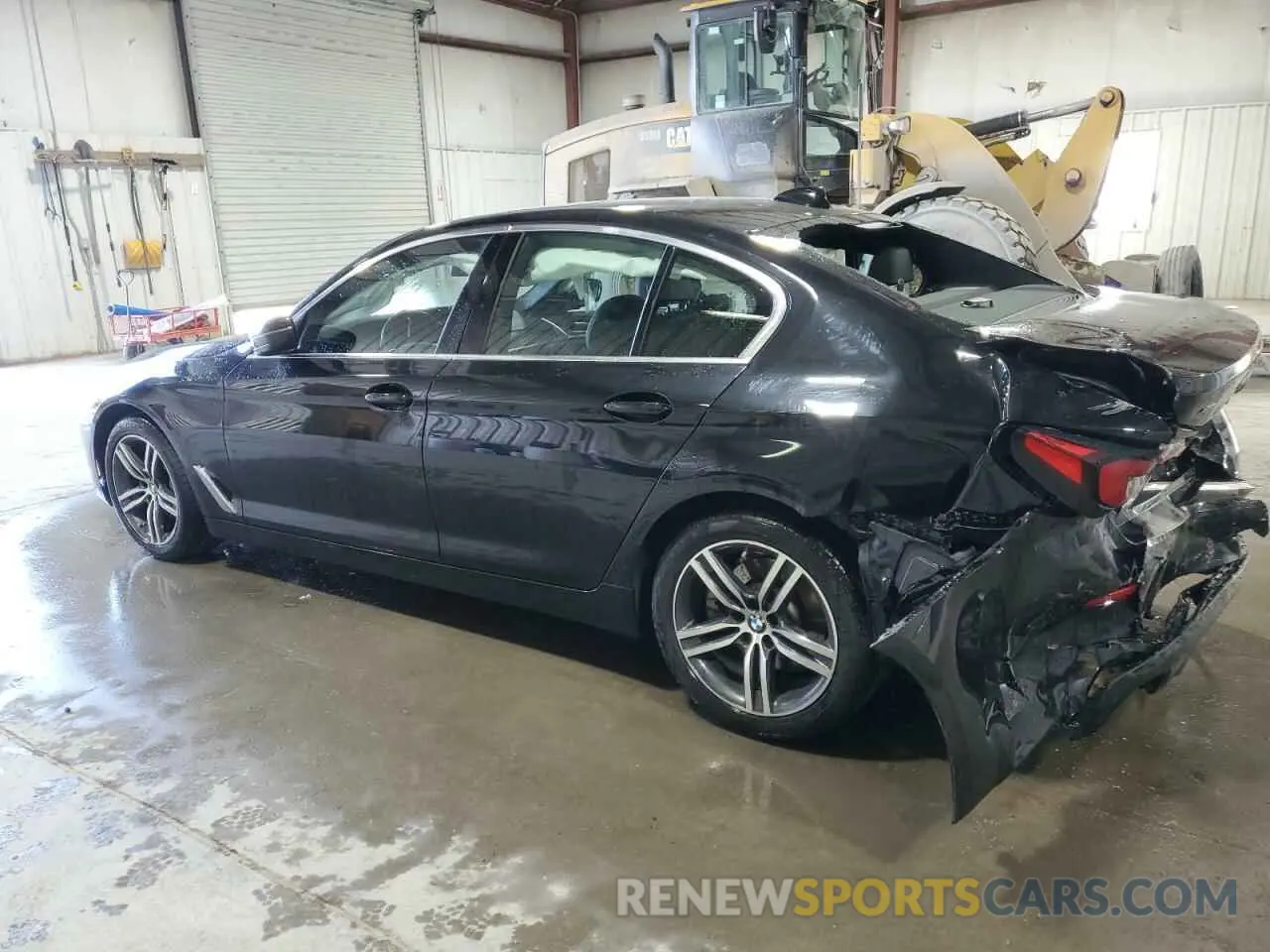 2 Photograph of a damaged car WBA13BJ01MCF14062 BMW 5 SERIES 2021