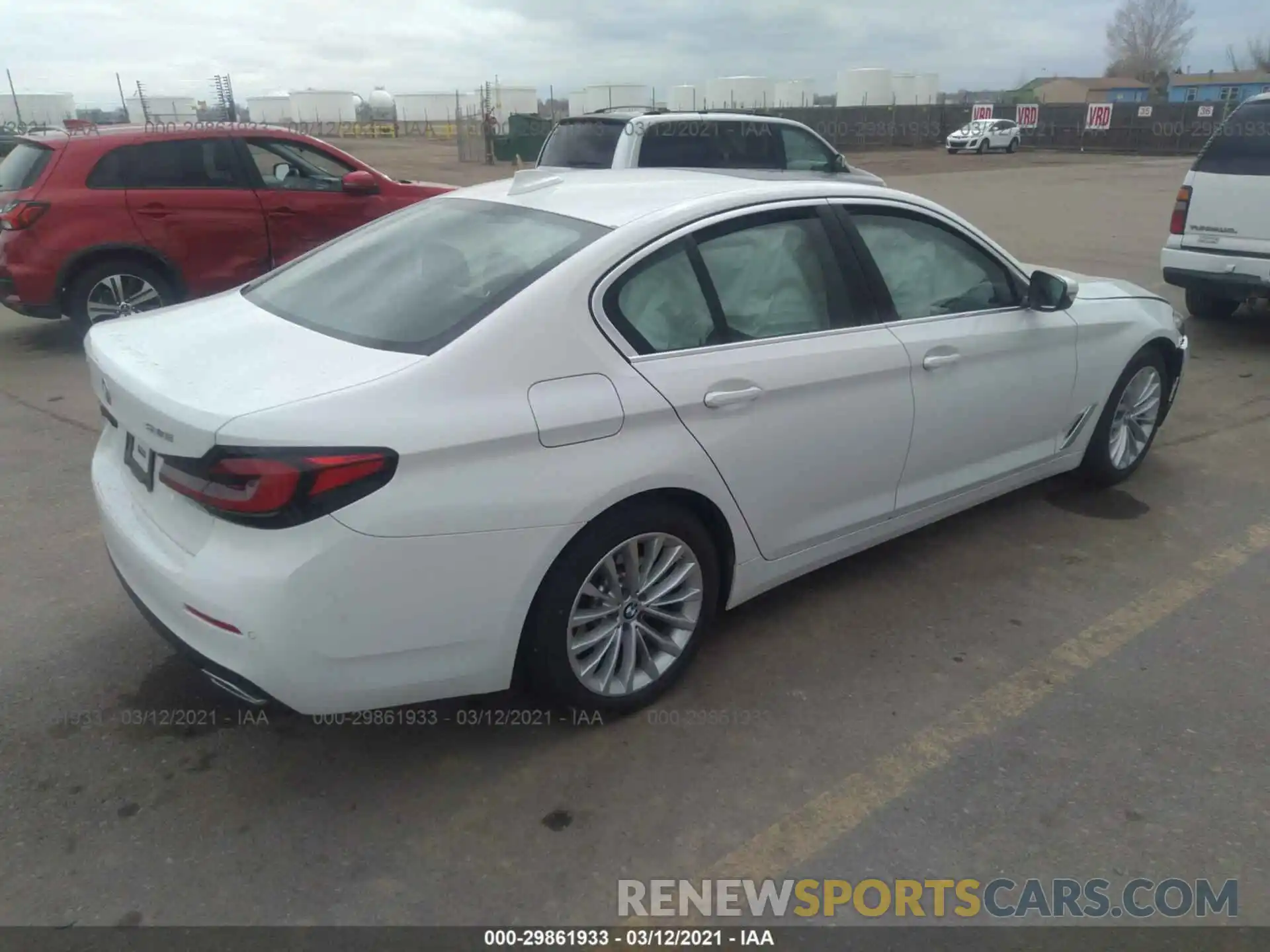 4 Photograph of a damaged car WBA13BJ02MCF68843 BMW 5 SERIES 2021