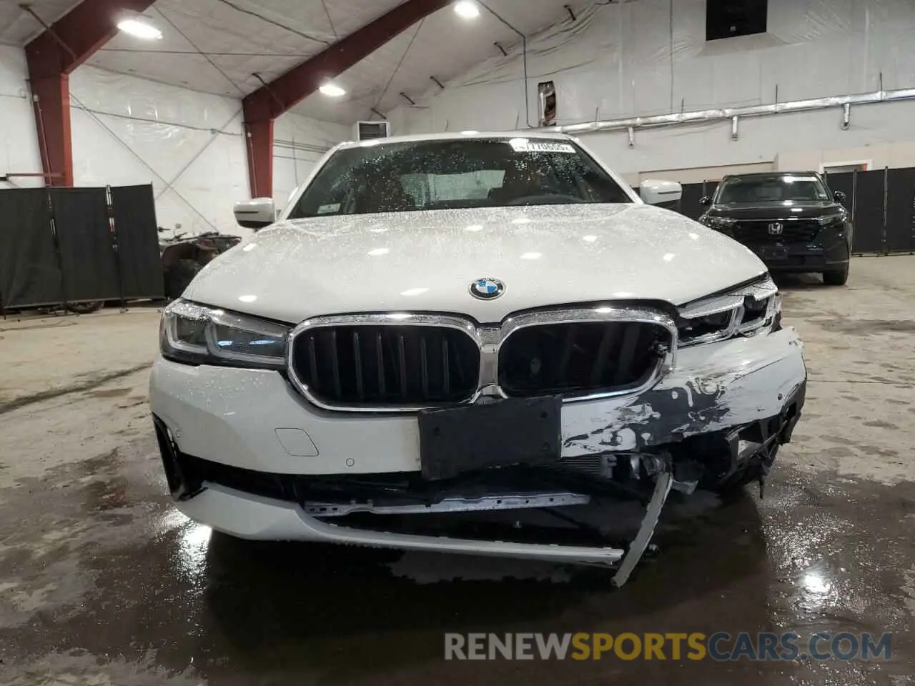5 Photograph of a damaged car WBA13BJ02MWX13505 BMW 5 SERIES 2021