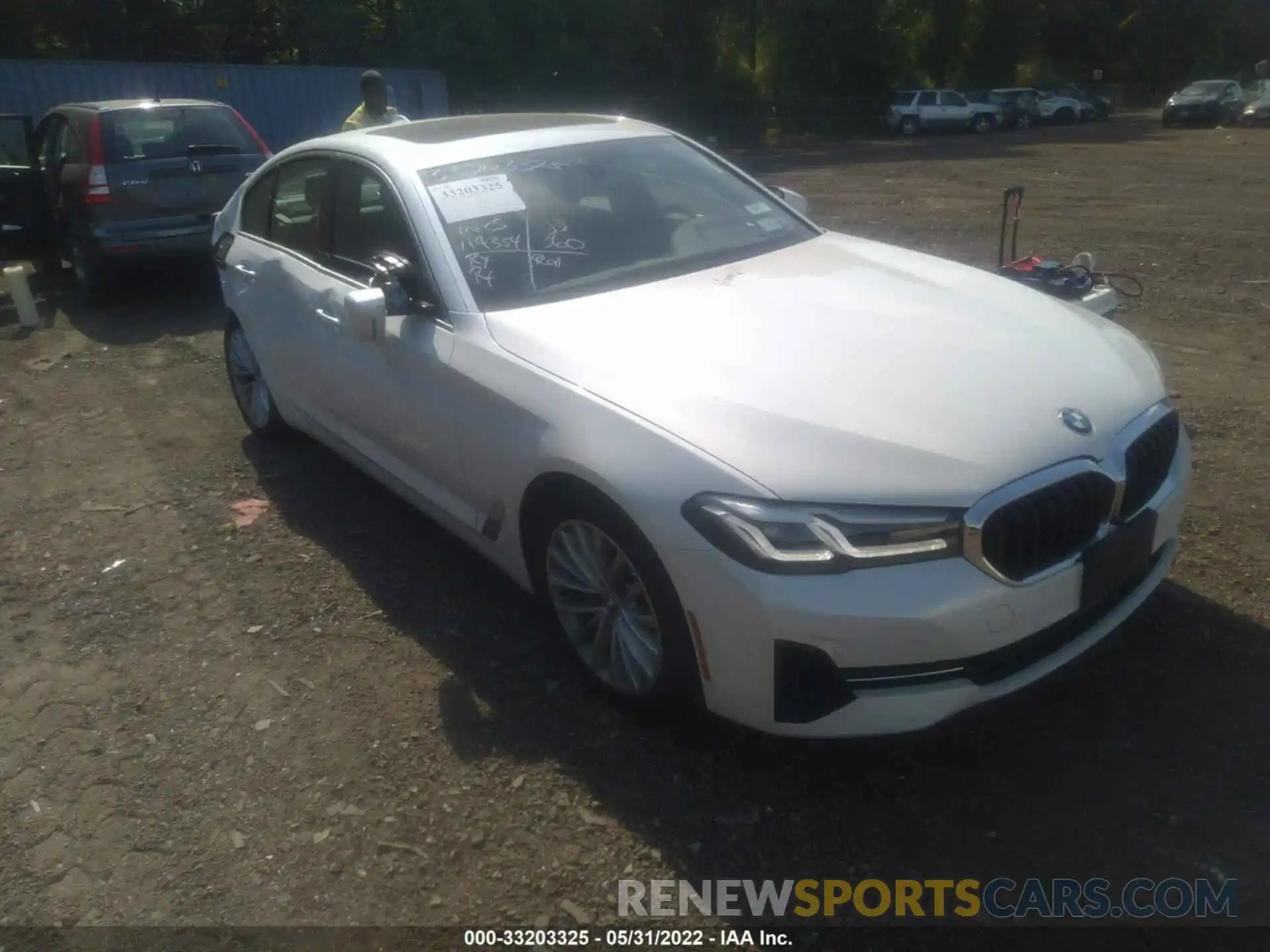 1 Photograph of a damaged car WBA13BJ03MWW90560 BMW 5 SERIES 2021