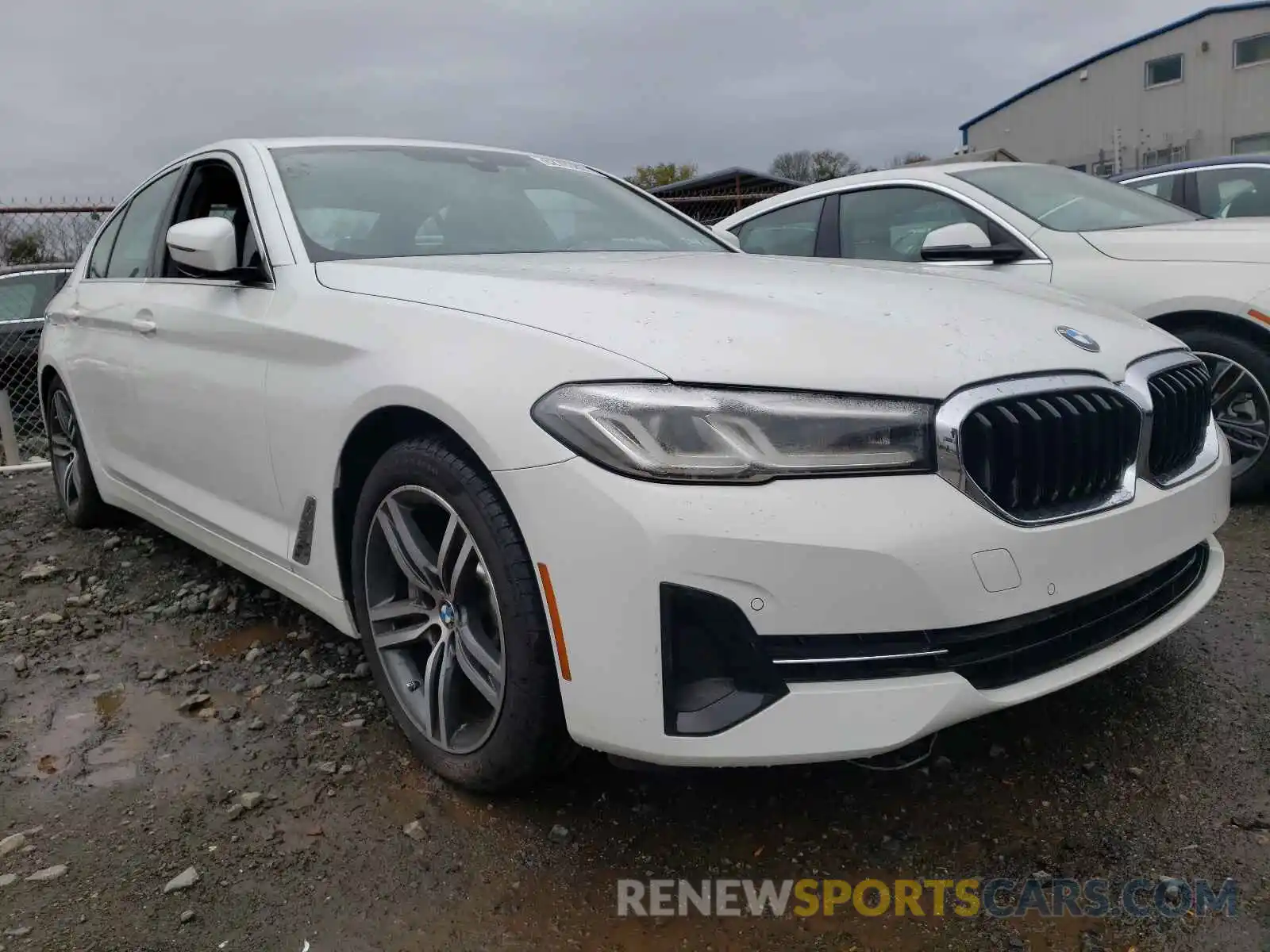 1 Photograph of a damaged car WBA13BJ03MWX00844 BMW 5 SERIES 2021