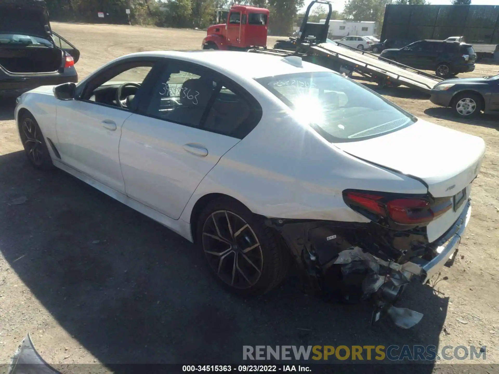 3 Photograph of a damaged car WBA13BJ04MWX22884 BMW 5 SERIES 2021