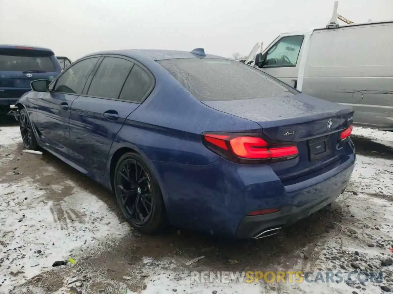 3 Photograph of a damaged car WBA13BJ05MWX00568 BMW 5 SERIES 2021