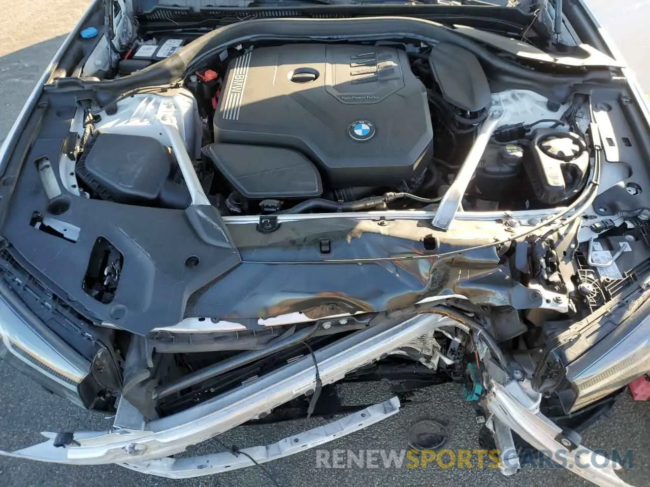 11 Photograph of a damaged car WBA13BJ06MWX11109 BMW 5 SERIES 2021
