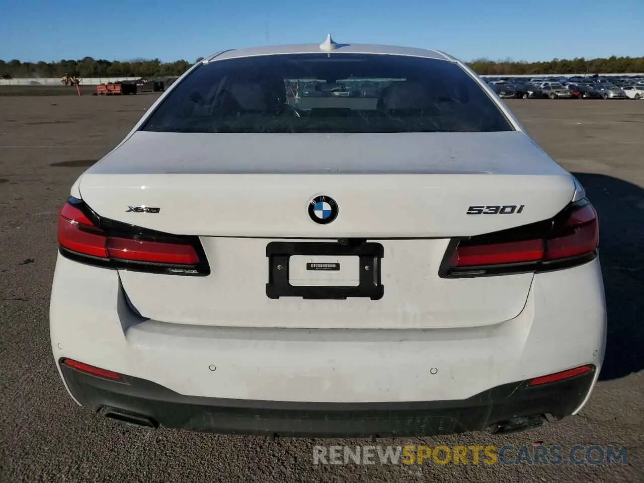 6 Photograph of a damaged car WBA13BJ06MWX11109 BMW 5 SERIES 2021
