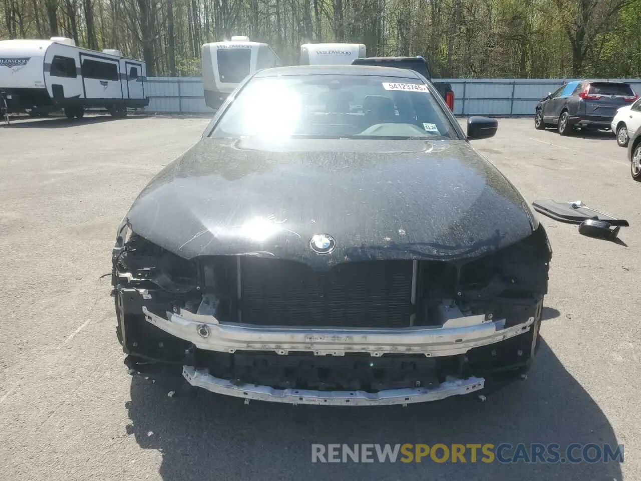 5 Photograph of a damaged car WBA13BJ06MWX19436 BMW 5 SERIES 2021