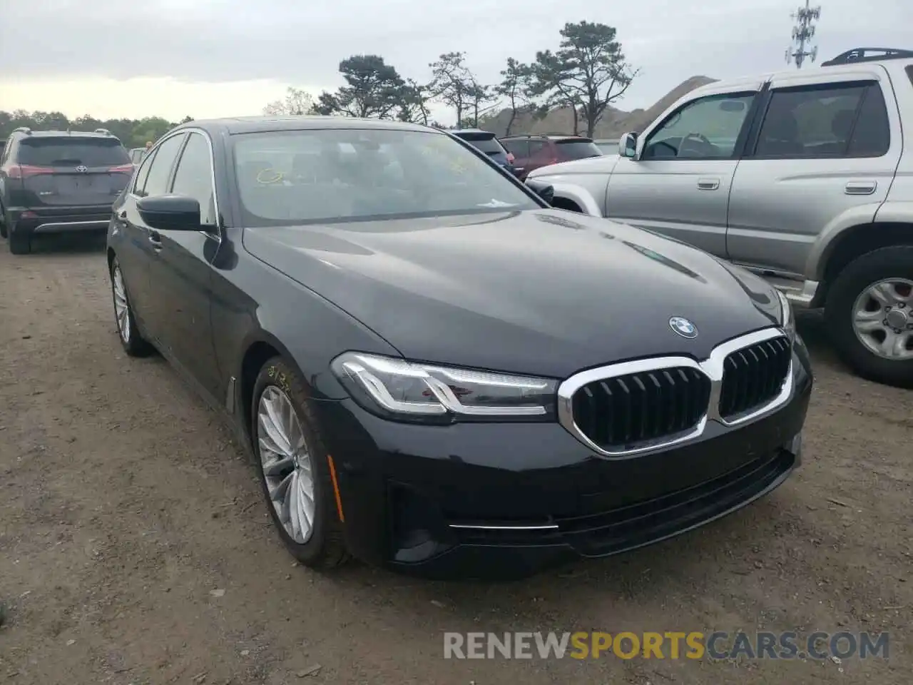 1 Photograph of a damaged car WBA13BJ06MWX29951 BMW 5 SERIES 2021