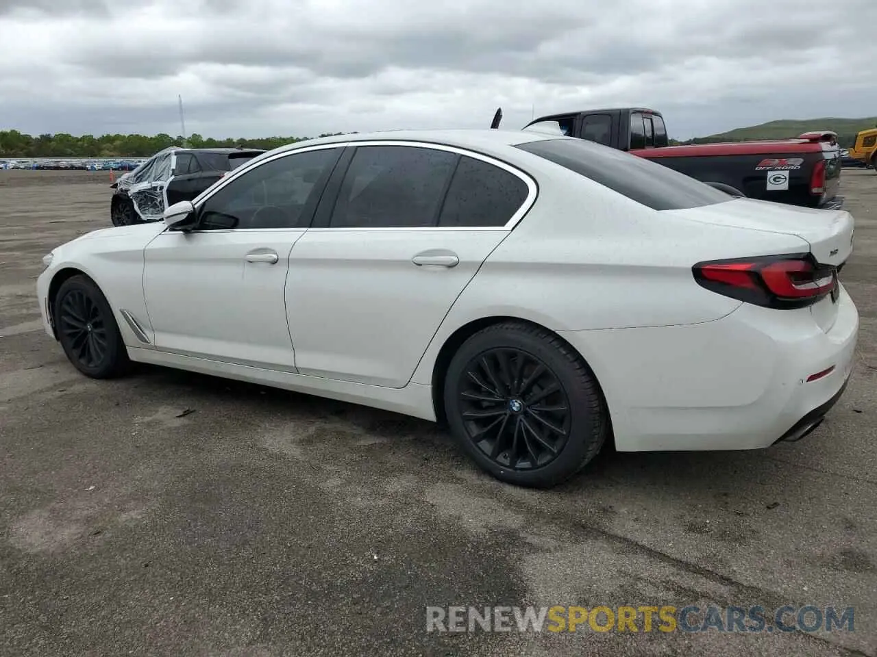 2 Photograph of a damaged car WBA13BJ07MCF93964 BMW 5 SERIES 2021