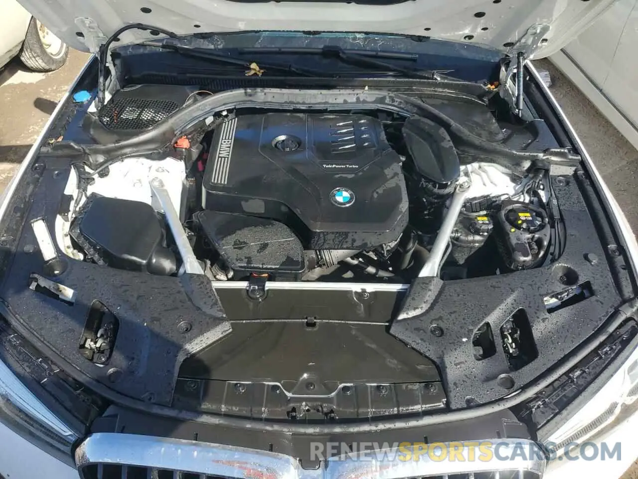11 Photograph of a damaged car WBA13BJ07MWX05447 BMW 5 SERIES 2021