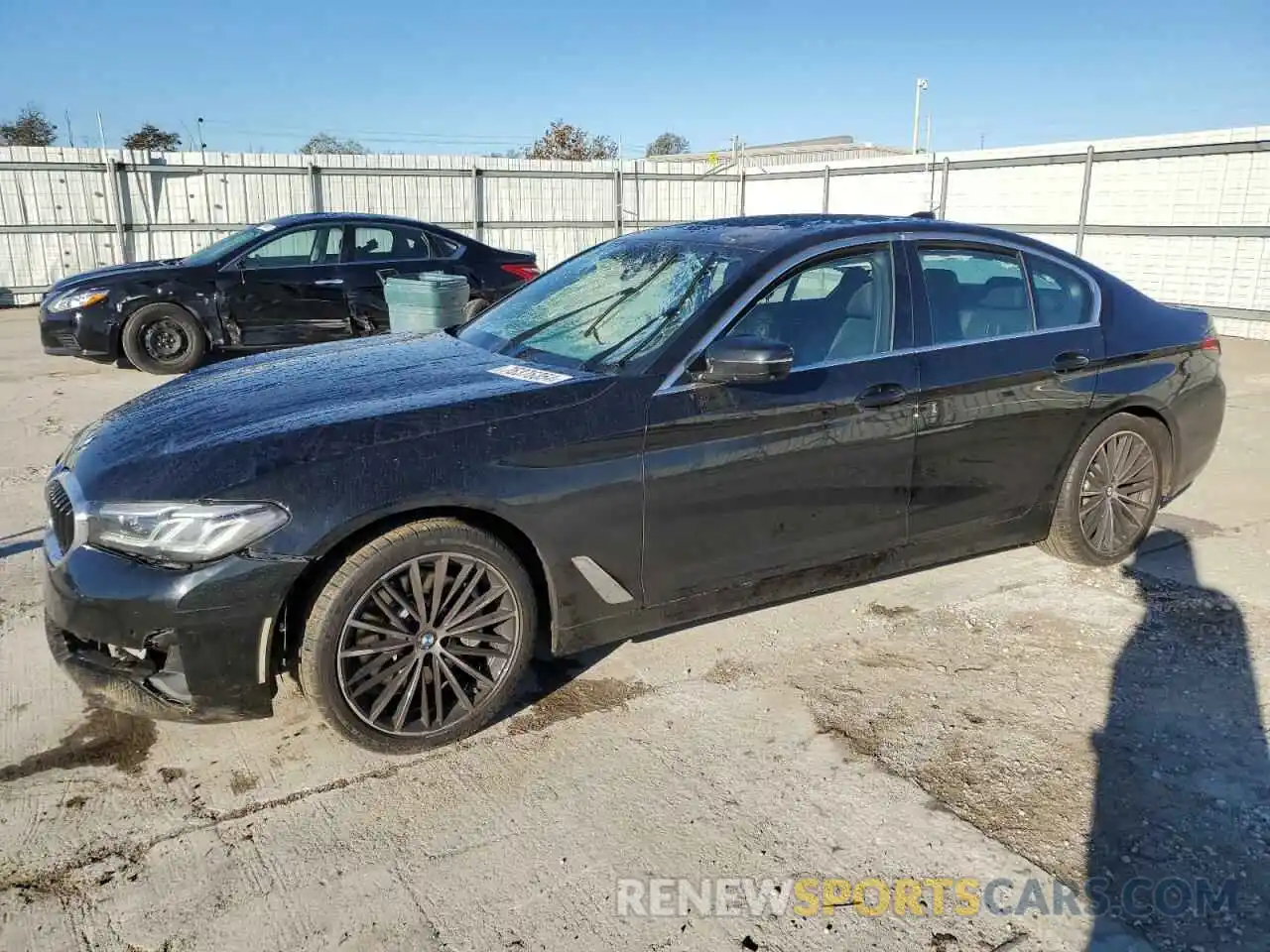 1 Photograph of a damaged car WBA13BJ08MWX09524 BMW 5 SERIES 2021