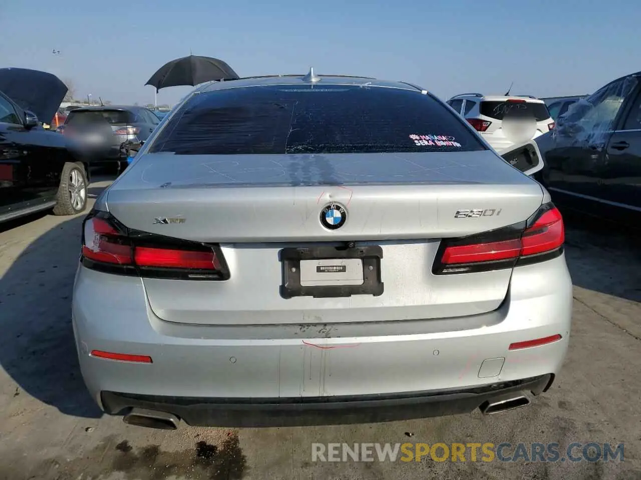 6 Photograph of a damaged car WBA13BJ08MWX25707 BMW 5 SERIES 2021