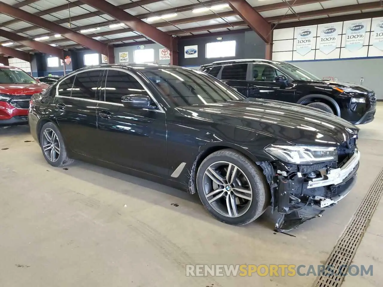 4 Photograph of a damaged car WBA13BJ09MWW98601 BMW 5 SERIES 2021
