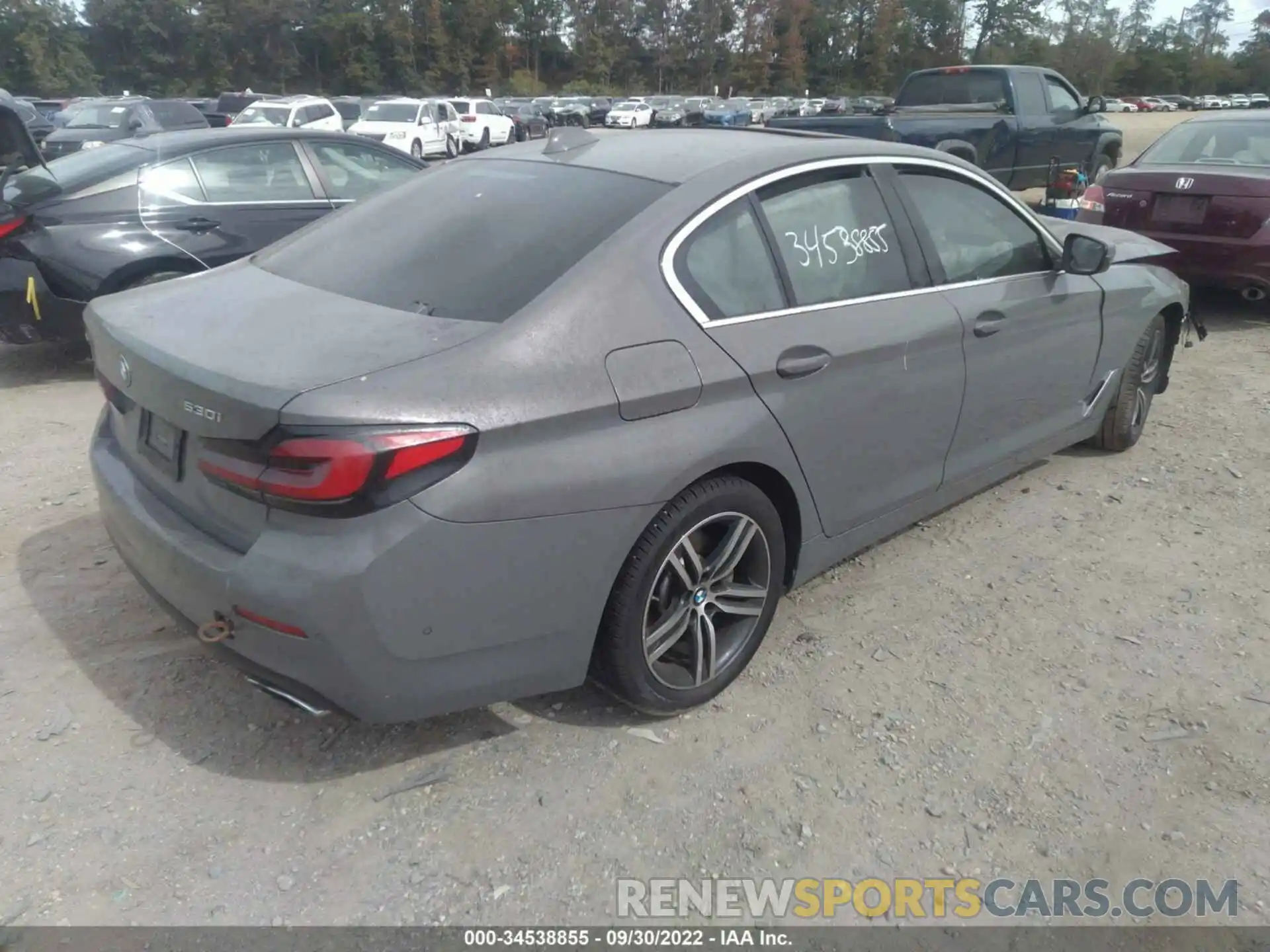 4 Photograph of a damaged car WBA13BJ0XMCF41731 BMW 5 SERIES 2021