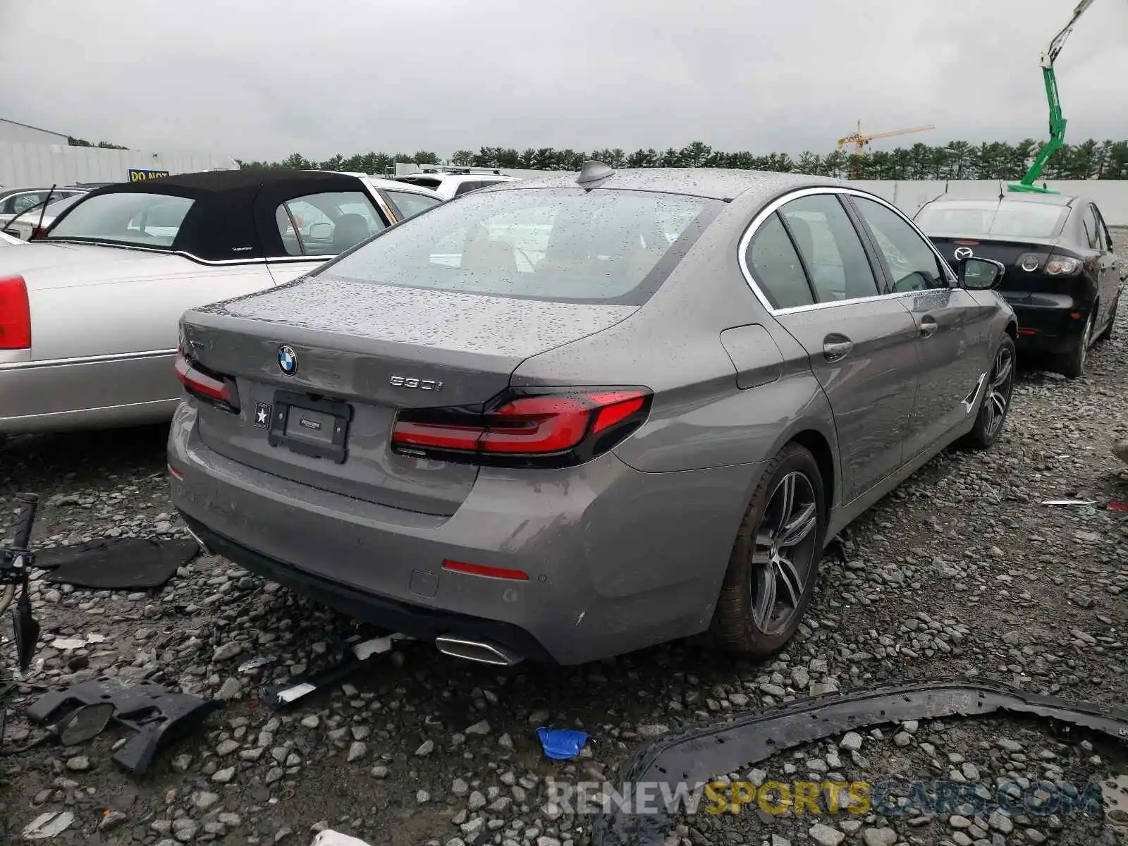 4 Photograph of a damaged car WBA13BJ0XMCF69898 BMW 5 SERIES 2021