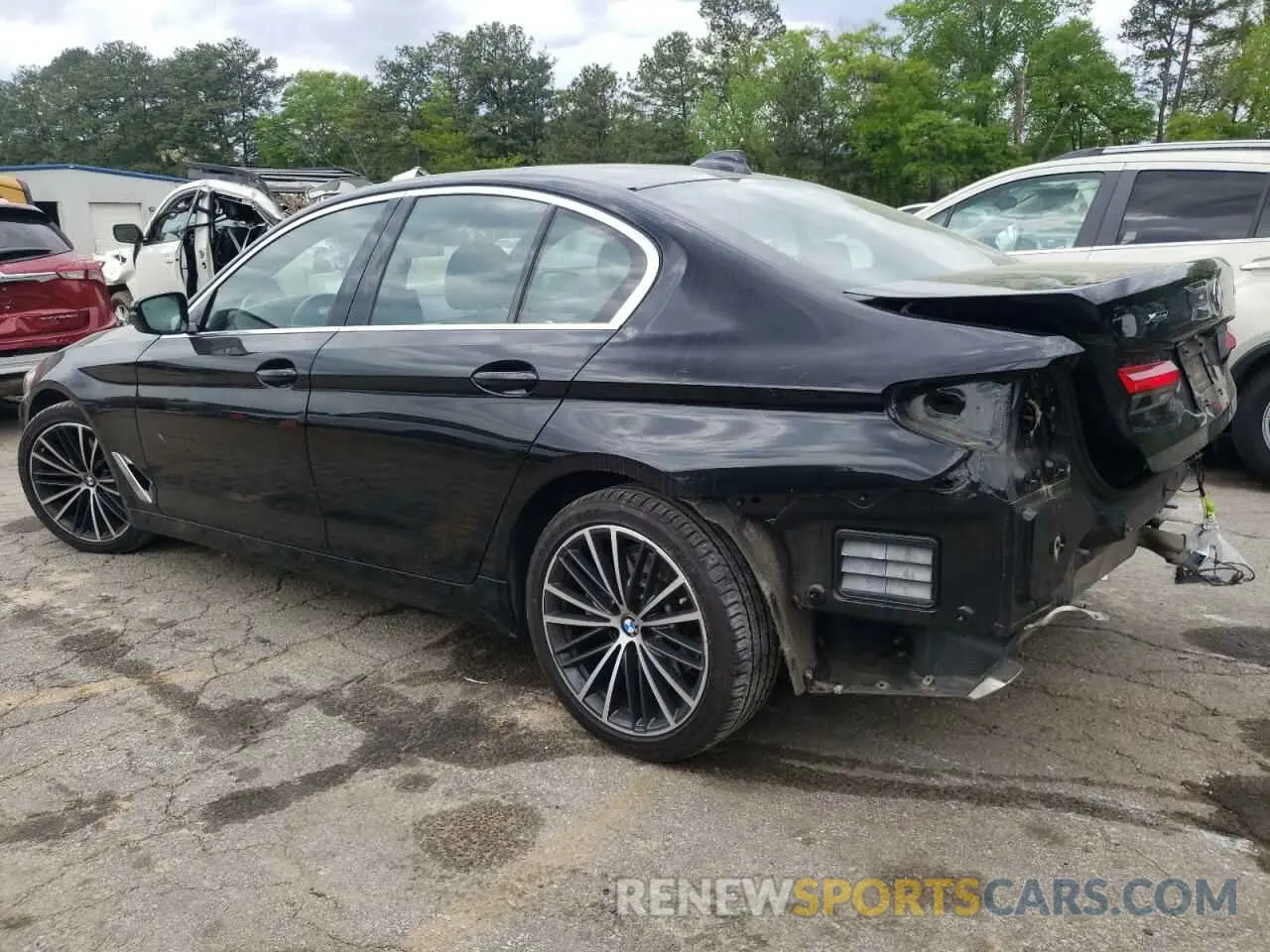 2 Photograph of a damaged car WBA13BJ0XMCG07338 BMW 5 SERIES 2021
