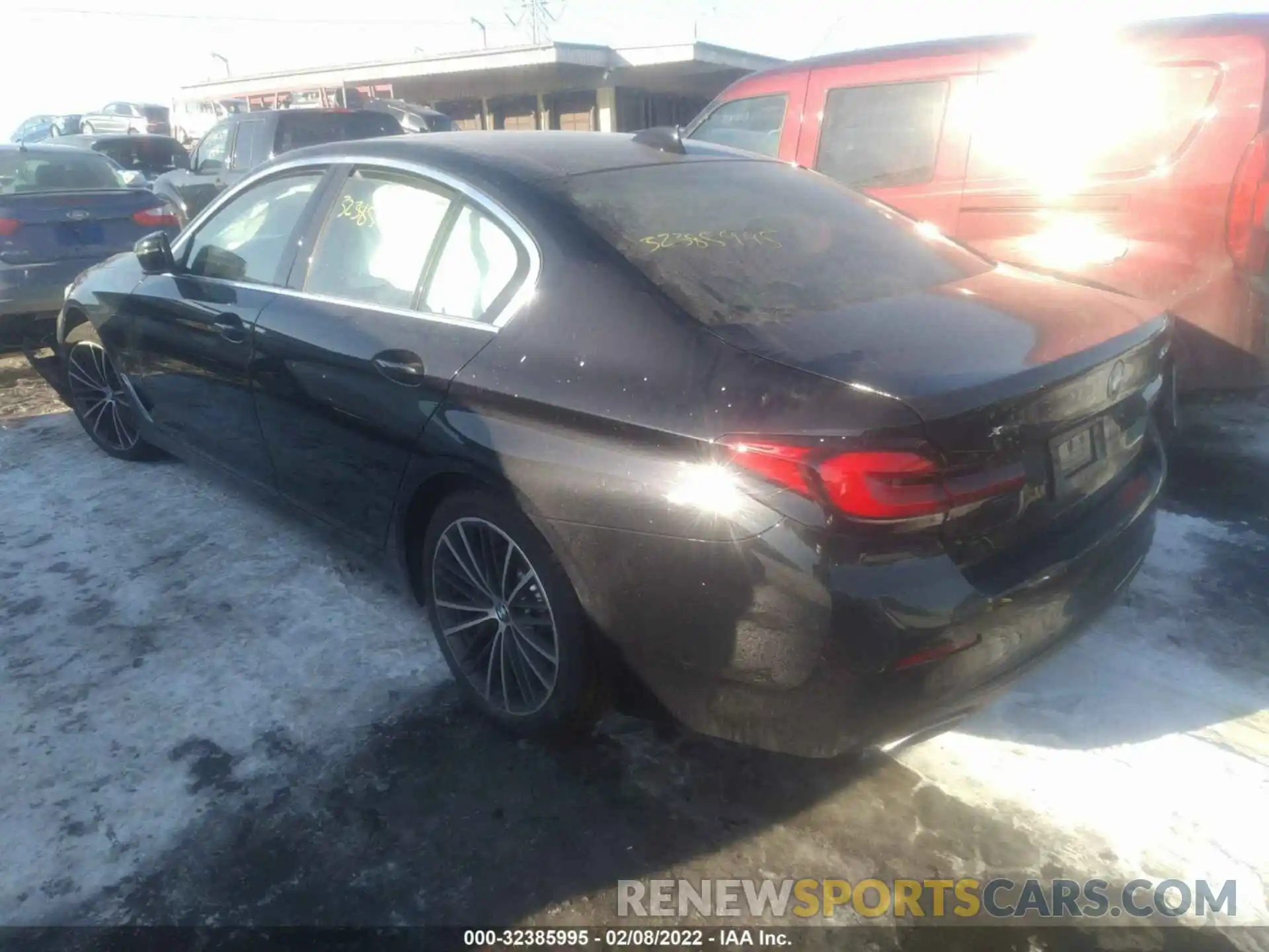 3 Photograph of a damaged car WBA33AG05MCG07368 BMW 5 SERIES 2021