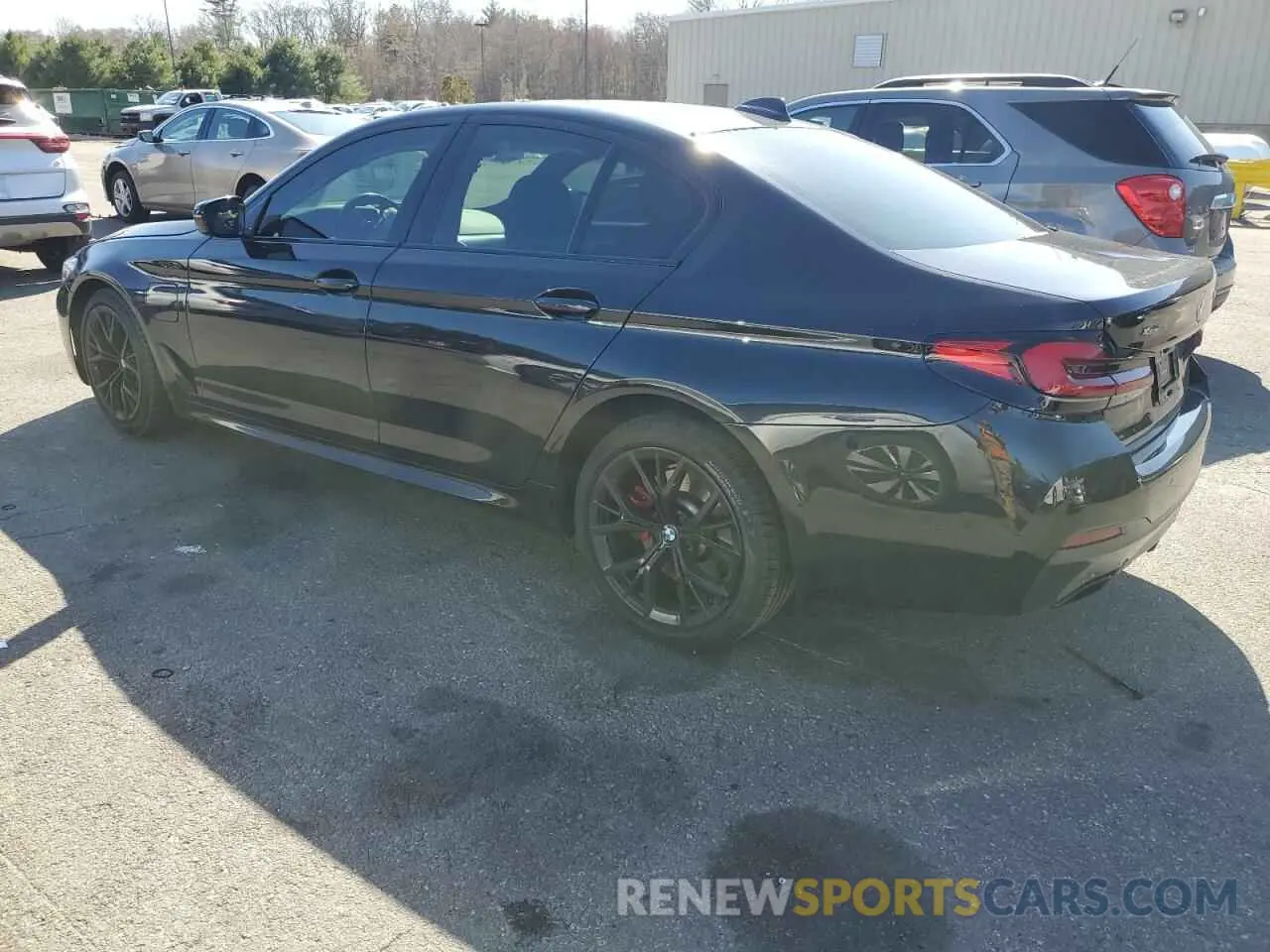 2 Photograph of a damaged car WBA33AG09MCF93586 BMW 5 SERIES 2021