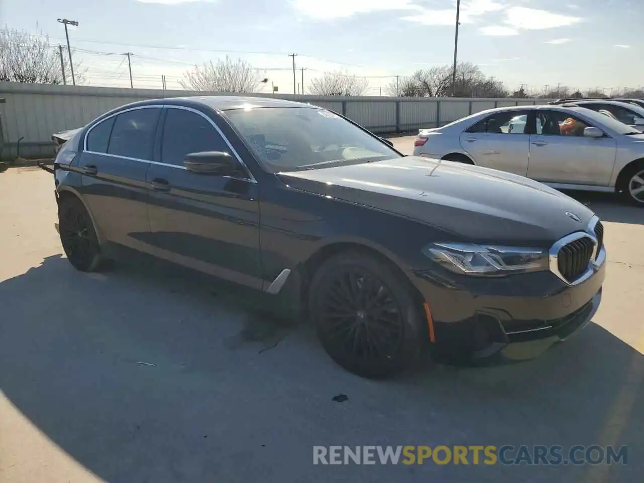 4 Photograph of a damaged car WBA53BH00MWX08357 BMW 5 SERIES 2021