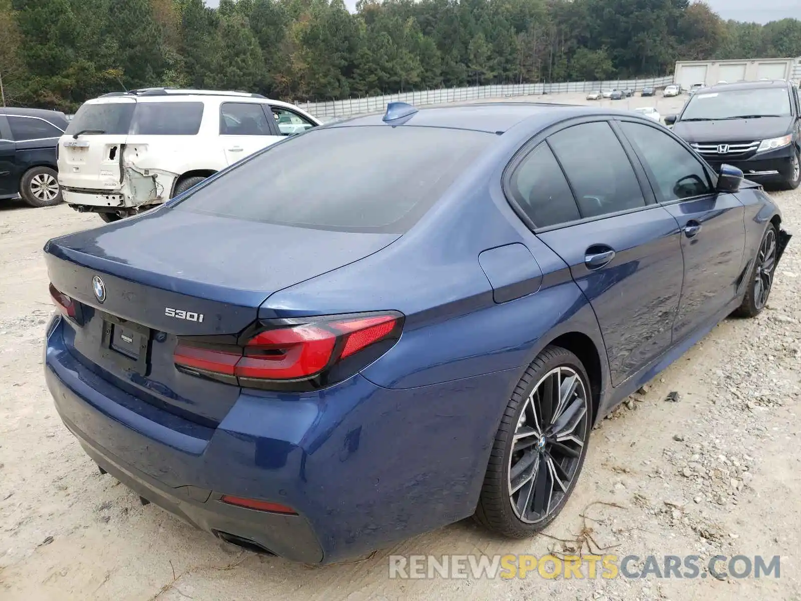 4 Photograph of a damaged car WBA53BH01MCF22024 BMW 5 SERIES 2021