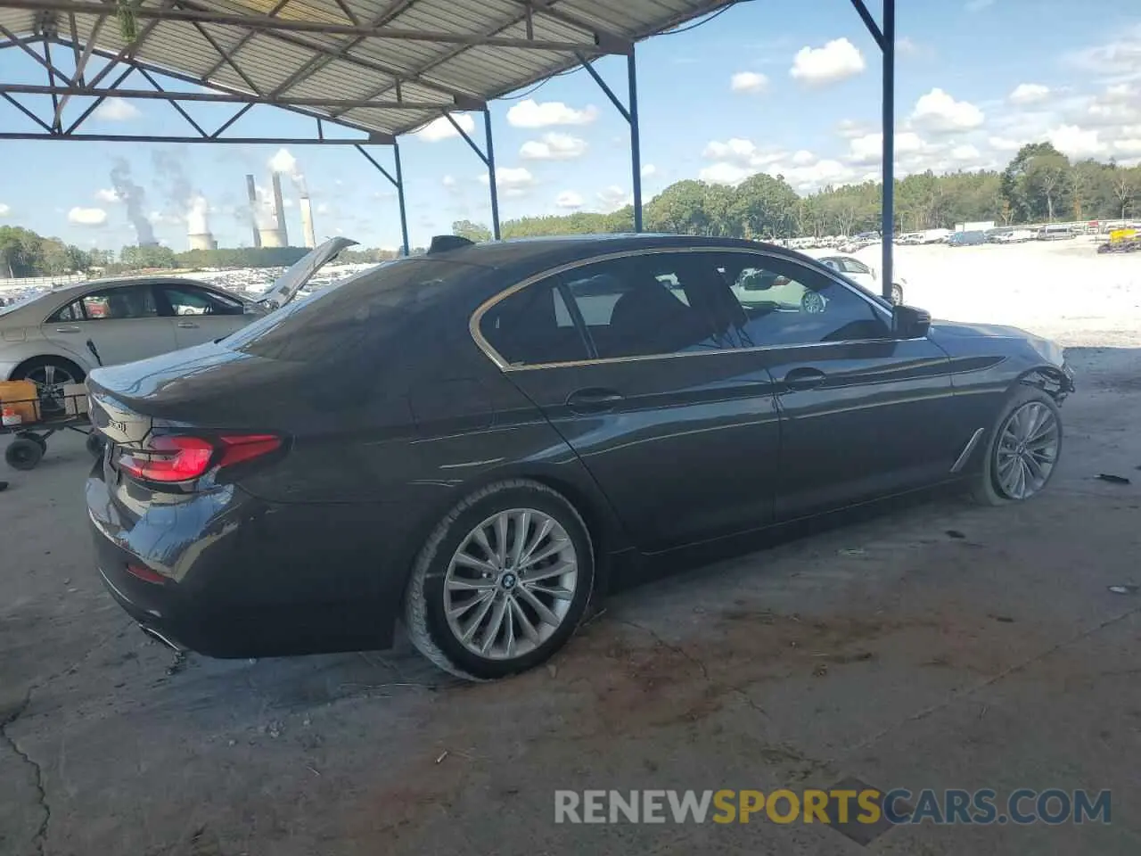 3 Photograph of a damaged car WBA53BH01MCF60675 BMW 5 SERIES 2021