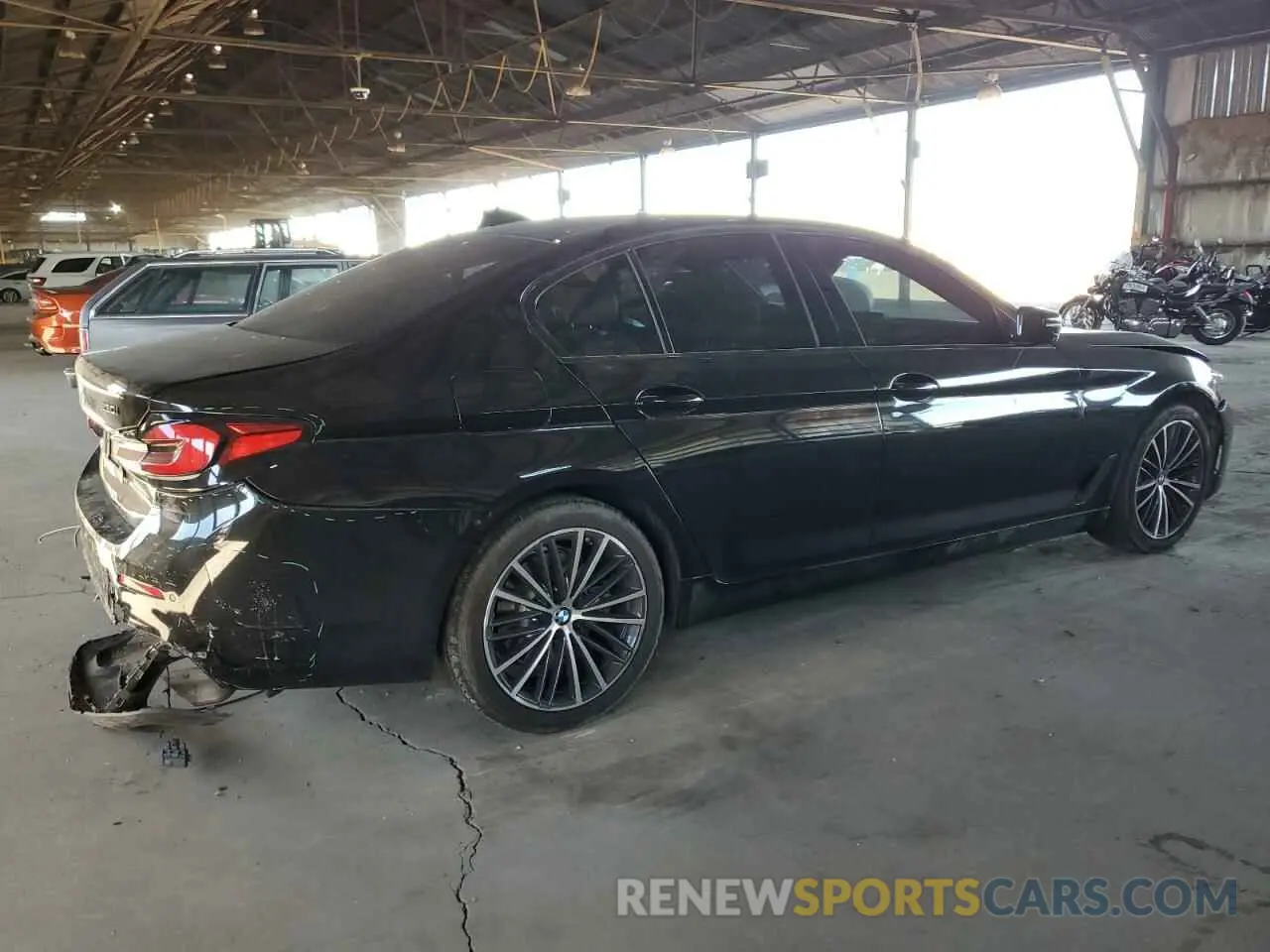 3 Photograph of a damaged car WBA53BH01MCF73992 BMW 5 SERIES 2021
