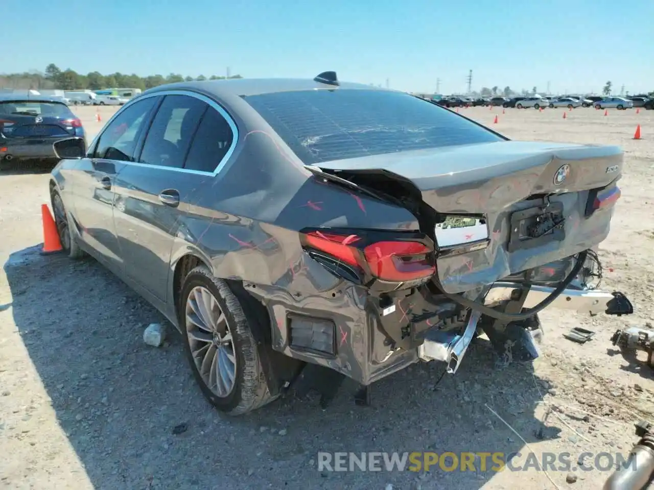 3 Photograph of a damaged car WBA53BH02MCG45282 BMW 5 SERIES 2021