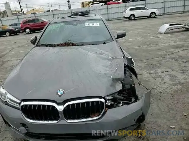 10 Photograph of a damaged car WBA53BH05MWW96268 BMW 5 SERIES 2021