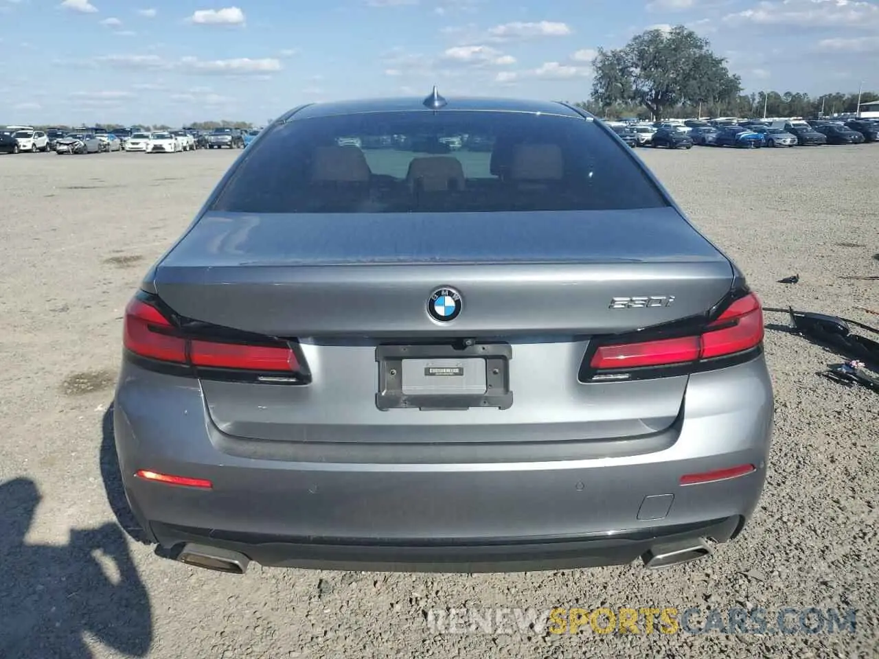 6 Photograph of a damaged car WBA53BH06MWX21033 BMW 5 SERIES 2021