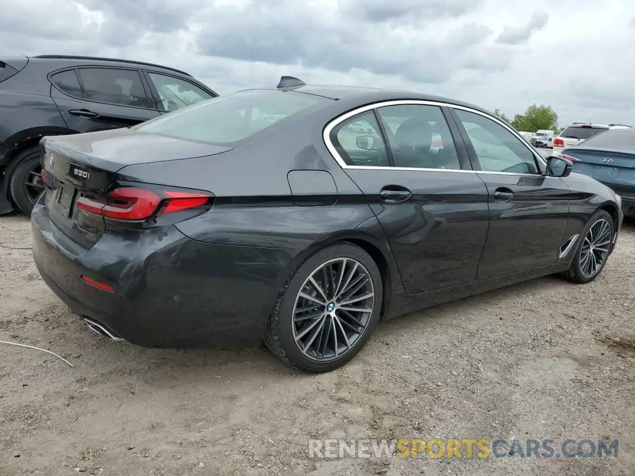 3 Photograph of a damaged car WBA53BH08MWW96605 BMW 5 SERIES 2021