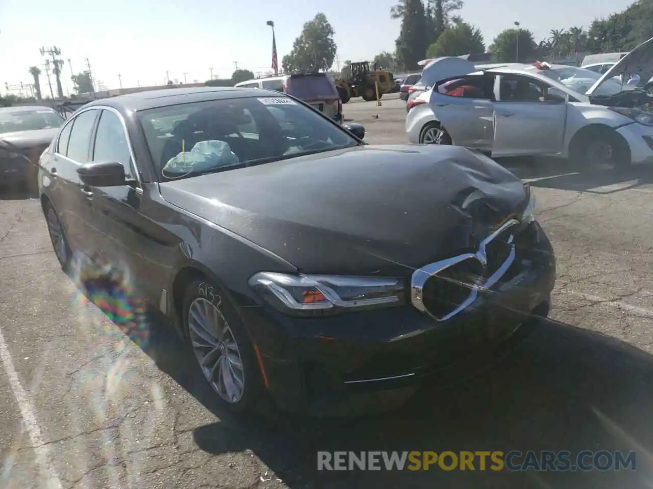 1 Photograph of a damaged car WBA53BH08MWX18702 BMW 5 SERIES 2021