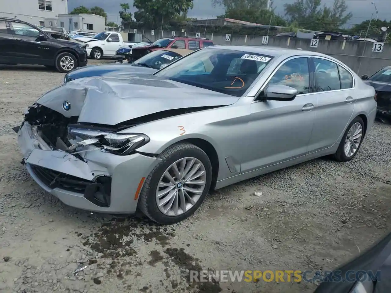 1 Photograph of a damaged car WBA53BH08MWX31708 BMW 5 SERIES 2021