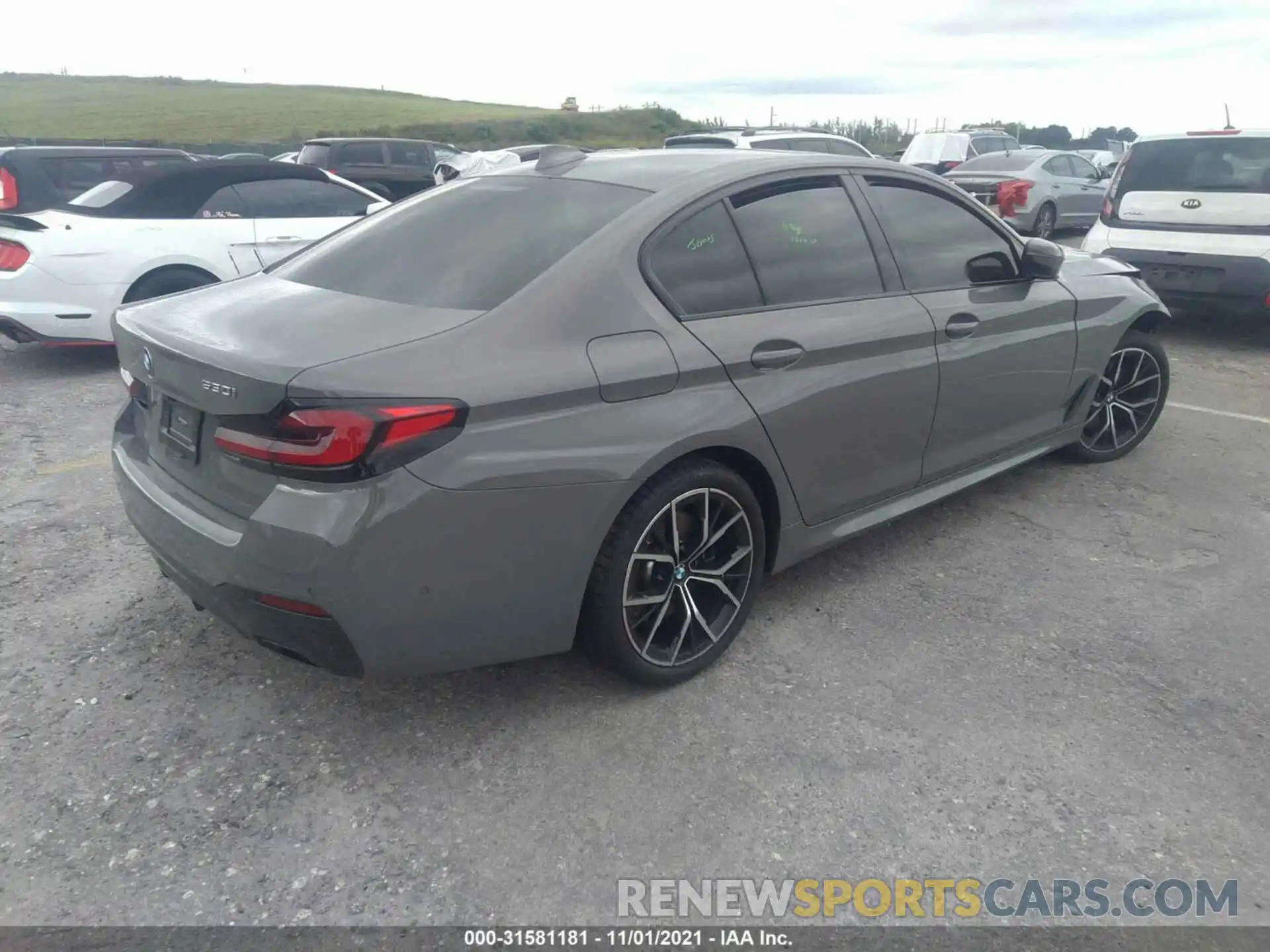 4 Photograph of a damaged car WBA53BH09MWX26968 BMW 5 SERIES 2021