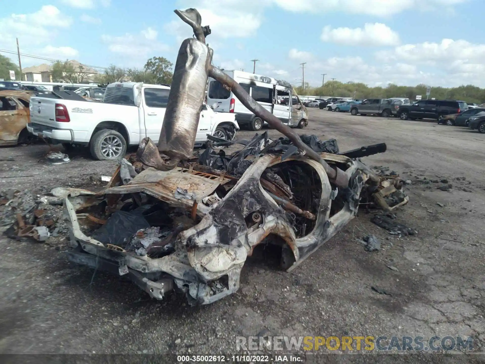 4 Photograph of a damaged car WBA53BH0XMCF60903 BMW 5 SERIES 2021