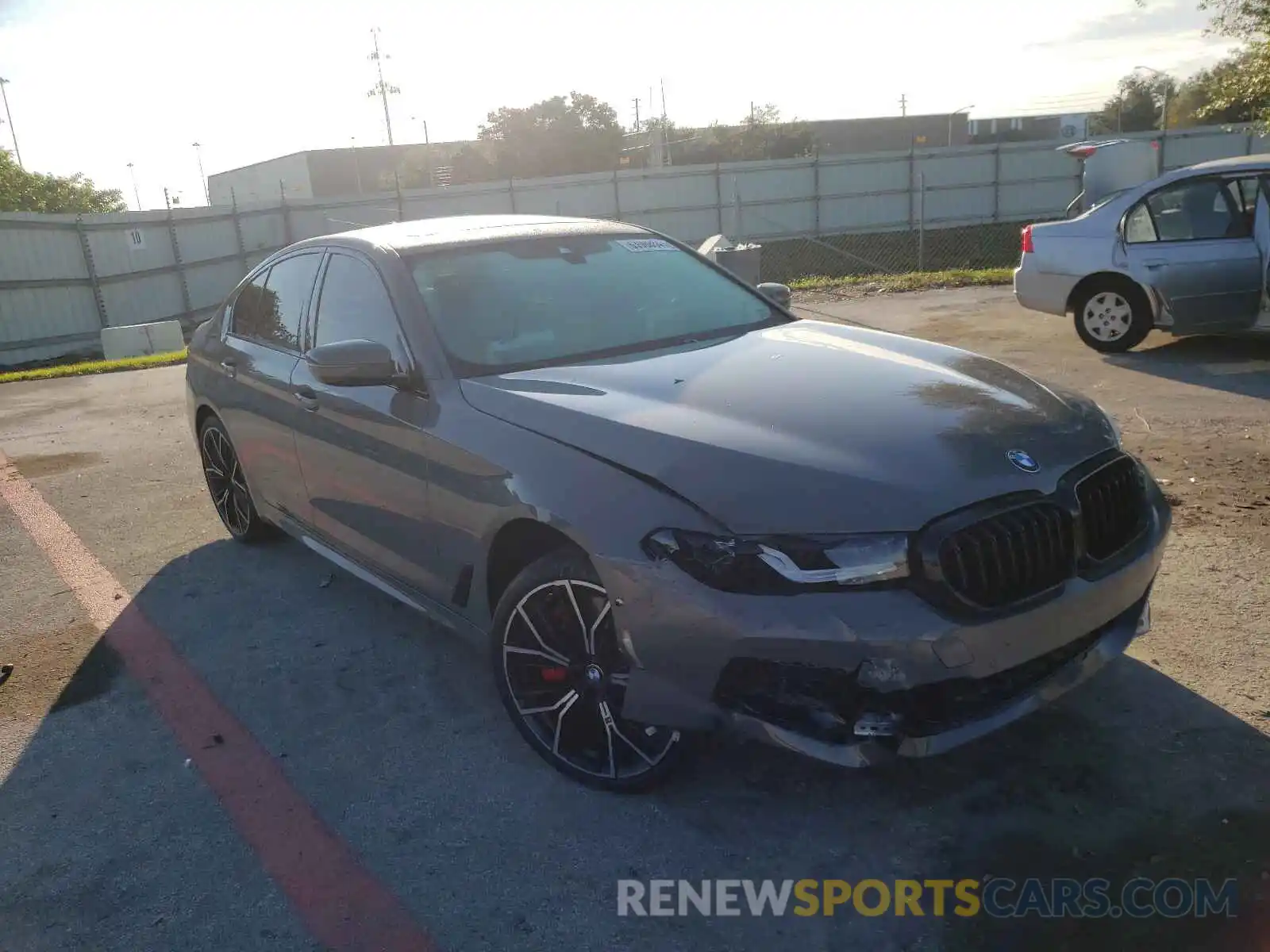 1 Photograph of a damaged car WBA53BJ02MWW89983 BMW 5 SERIES 2021