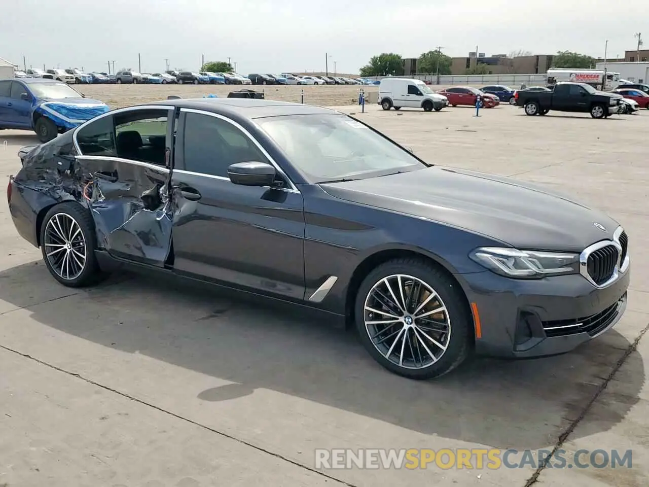 4 Photograph of a damaged car WBA53BJ05MWX21583 BMW 5 SERIES 2021