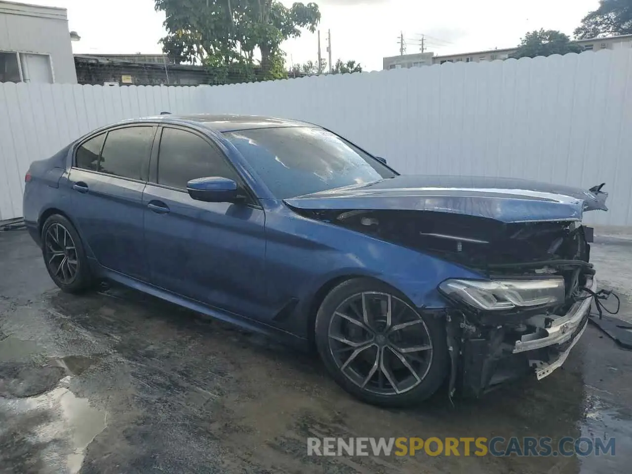 4 Photograph of a damaged car WBA53BJ09MCF41902 BMW 5 SERIES 2021